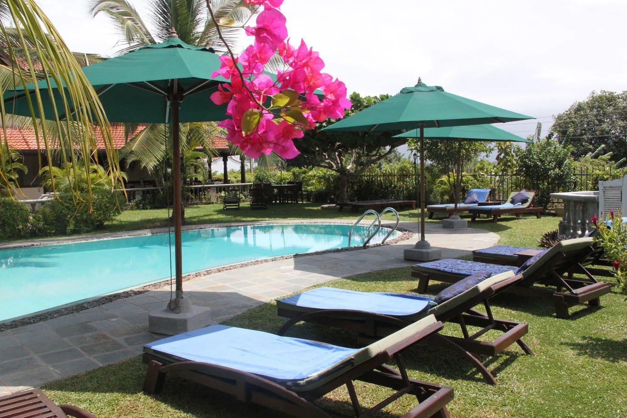 Asian Jewel Boutique Hotel Hikkaduwa Bagian luar foto