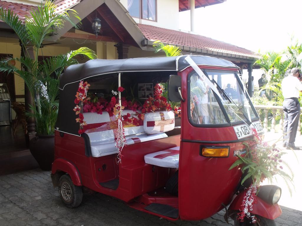 Asian Jewel Boutique Hotel Hikkaduwa Bagian luar foto