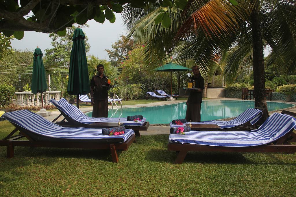 Asian Jewel Boutique Hotel Hikkaduwa Bagian luar foto