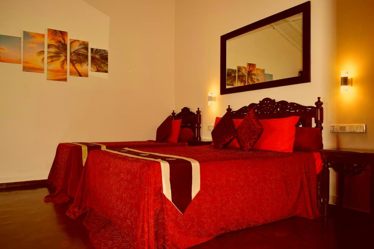 Asian Jewel Boutique Hotel Hikkaduwa Bagian luar foto
