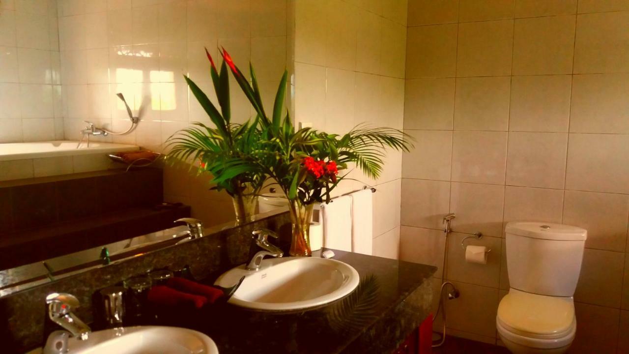 Asian Jewel Boutique Hotel Hikkaduwa Bagian luar foto