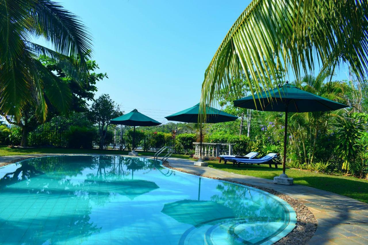 Asian Jewel Boutique Hotel Hikkaduwa Bagian luar foto